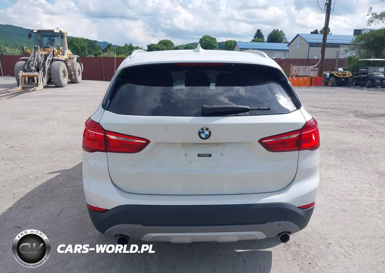2017 BMW X1 xDrive28I VIN:WBXHT3C35H5F73398 - 16