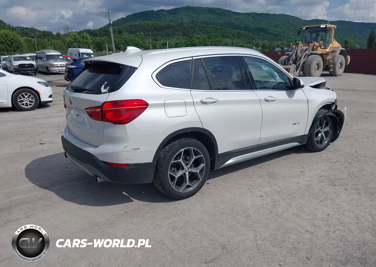2017 BMW X1 xDrive28I VIN:WBXHT3C35H5F73398 - 4