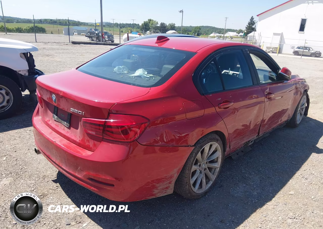 2016 BMW 320I xDrive VIN:WBA8A3C55GK551772 - 4