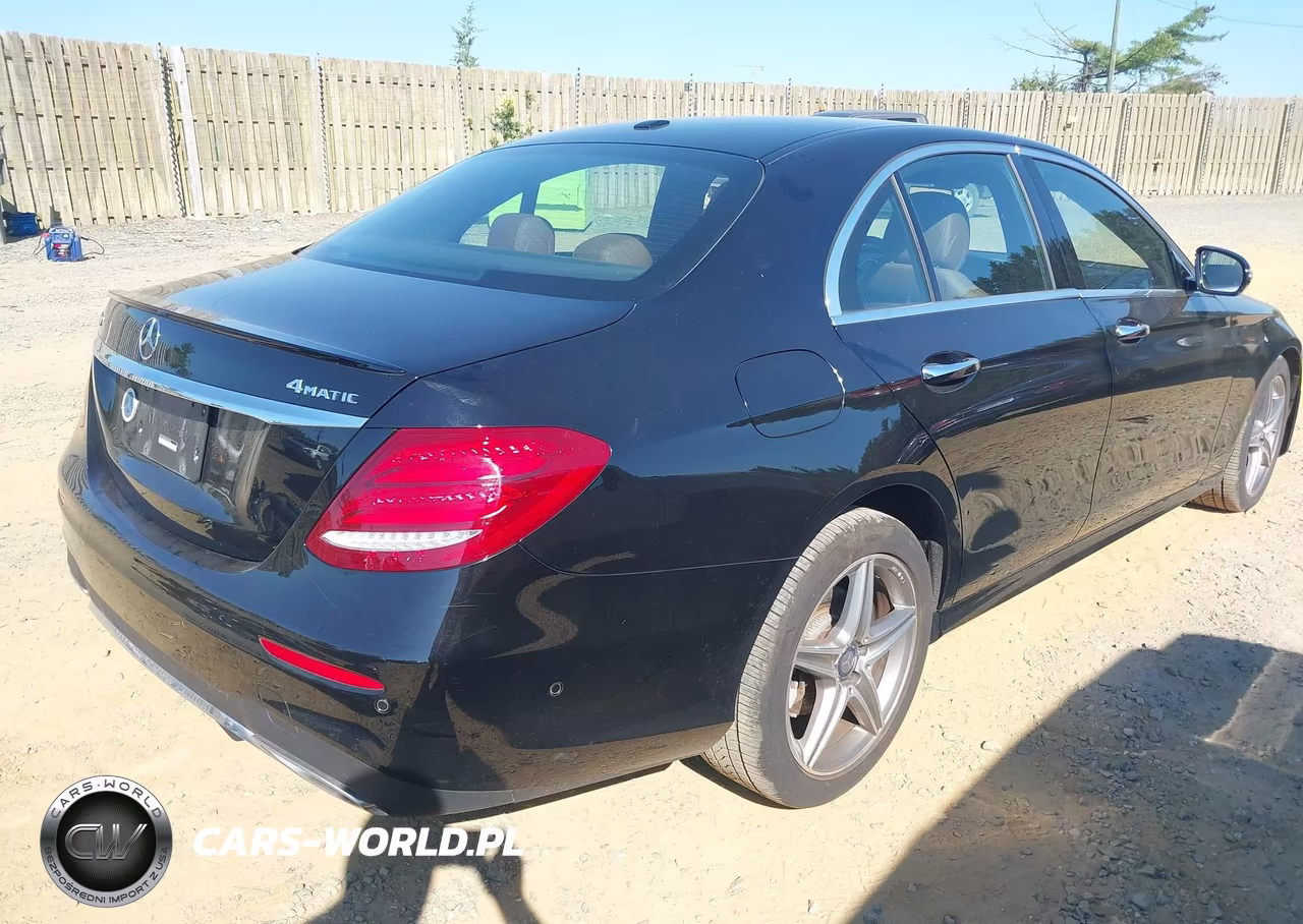 2017 Mercedes-Benz E 300 4Matic VIN:WDDZF4KB6HA030630 - 4