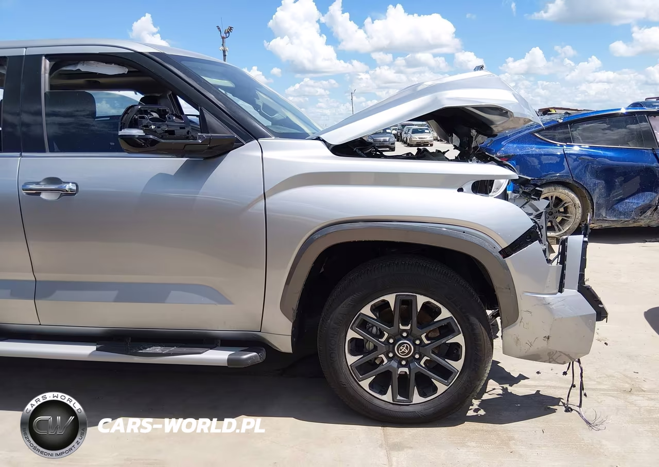 2023 Toyota Tundra Limited VIN:5TFJA5BC5PX002544 - 18