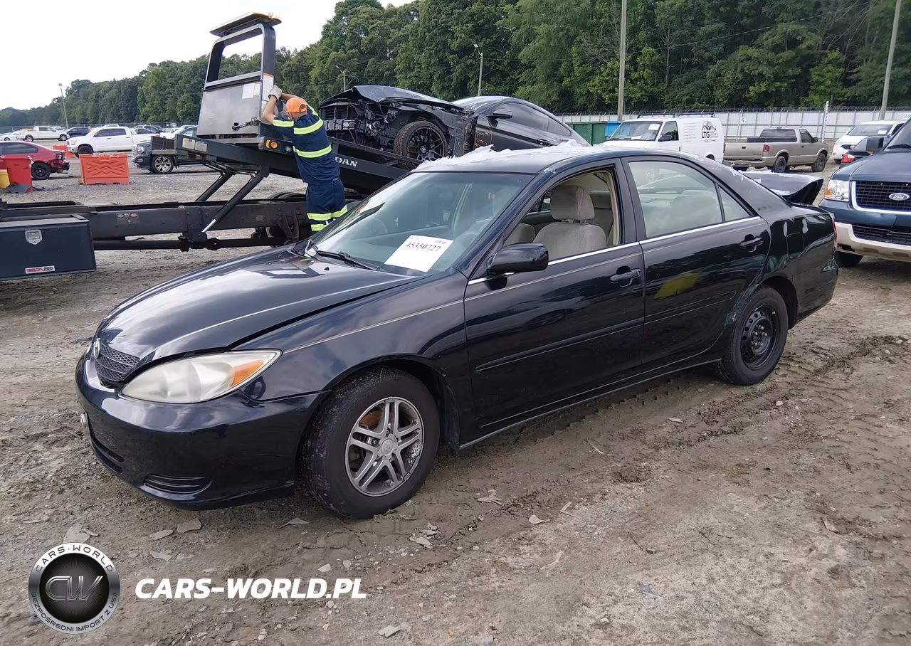 2002 Toyota Camry Le VIN:4T1BE32K42U621713 - 2