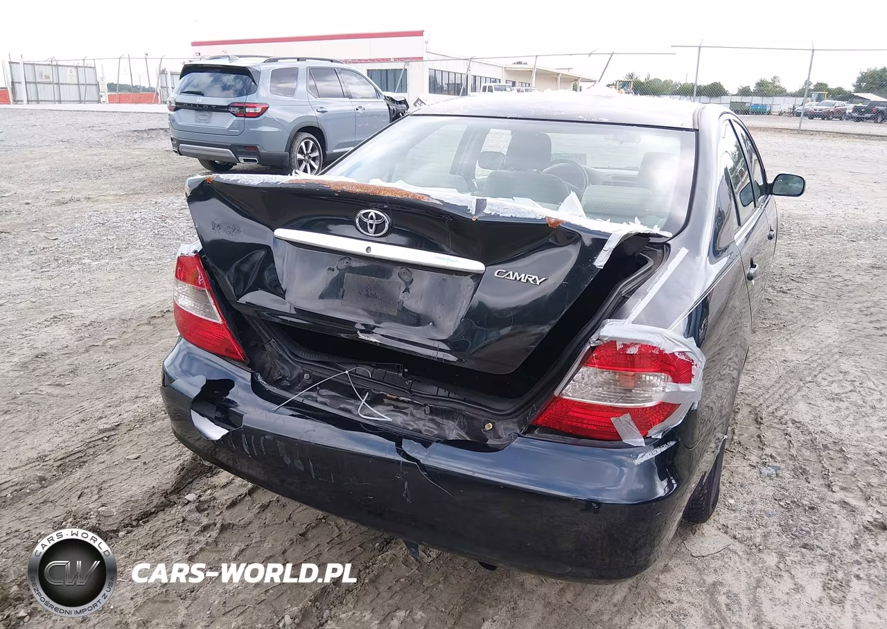 2002 Toyota Camry Le VIN:4T1BE32K42U621713 - 6