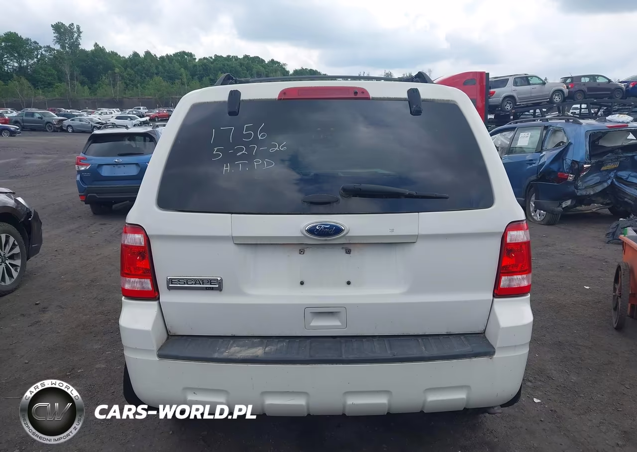 2011 Ford Escape Xlt VIN:1FMCU9D70BKB58385 - 16