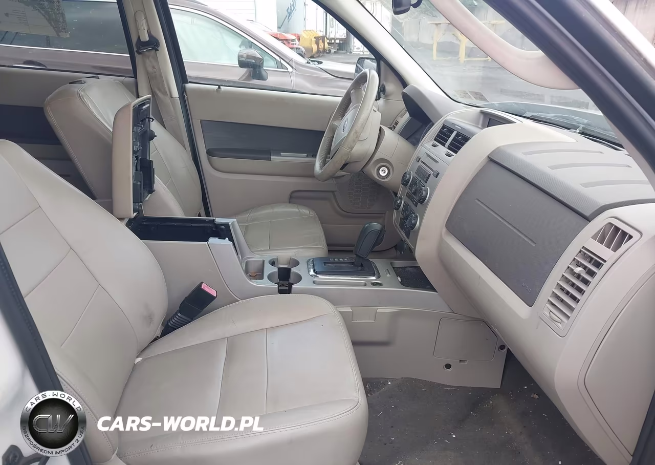2011 Ford Escape Xlt VIN:1FMCU9D70BKB58385 - 5