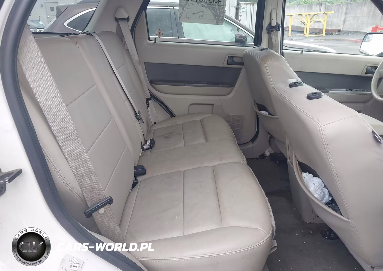 2011 Ford Escape Xlt VIN:1FMCU9D70BKB58385 - 8