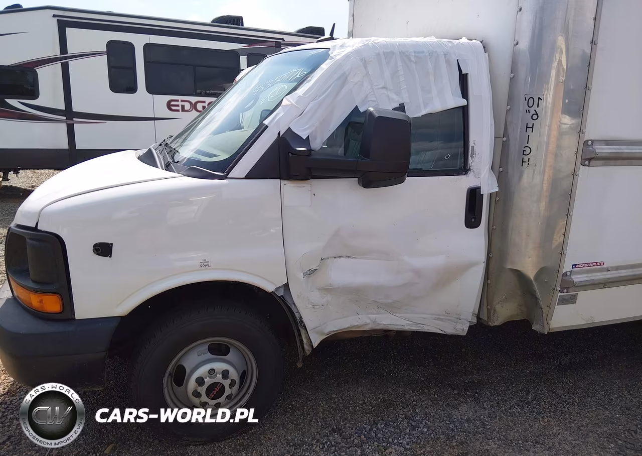 2015 GMC Savana Cutaway 3500 VIN:1GD374CG9F1900001 - 11