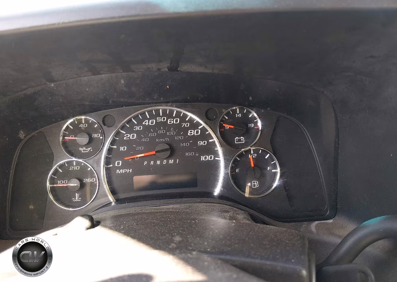 2015 GMC Savana Cutaway 3500 VIN:1GD374CG9F1900001 - 5