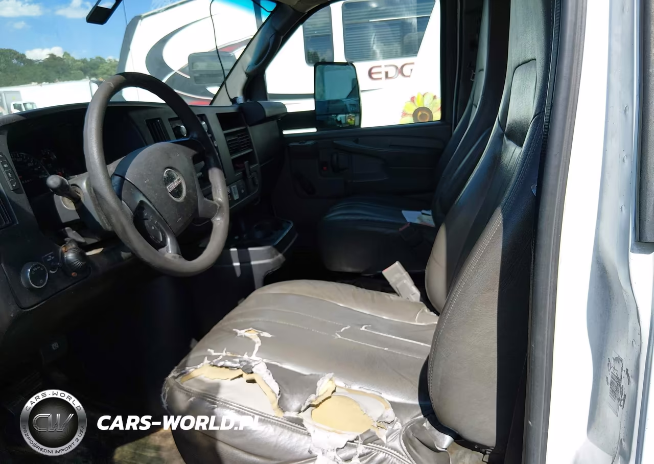 2015 GMC Savana Cutaway 3500 VIN:1GD374CG9F1900001 - 7