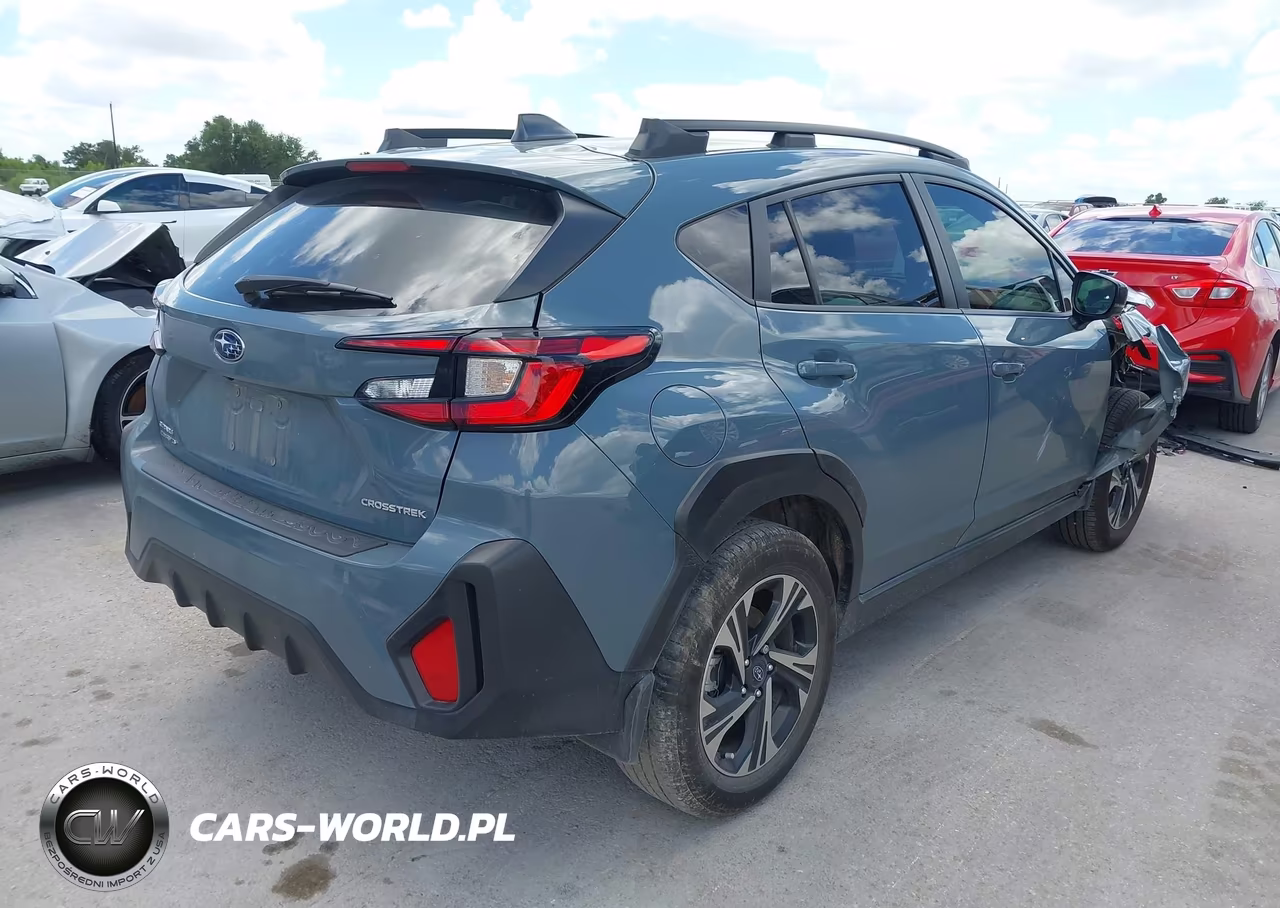 2024 Subaru Crosstrek Premium VIN:JF2GUADC4RH326591 - 4