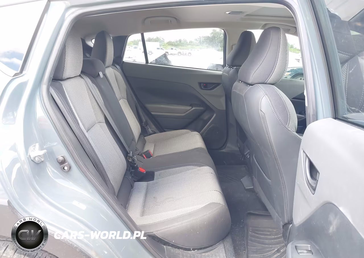 2024 Subaru Crosstrek Premium VIN:JF2GUADC4RH326591 - 8
