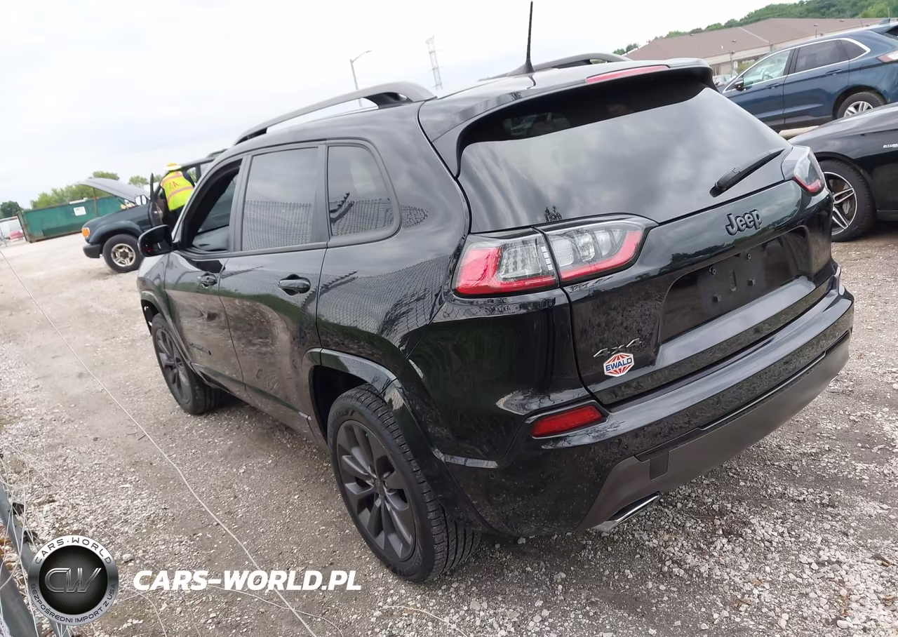 2021 Jeep Cherokee High Altitude 4X4 VIN:1C4PJMDN5MD160592 - 3
