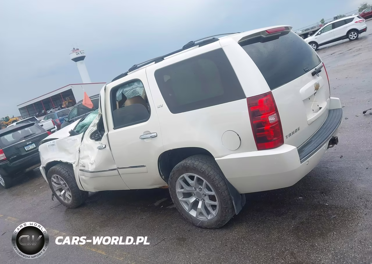 2011 Chevrolet Tahoe Ltz VIN:1GNSKCE04BR325169 - 15
