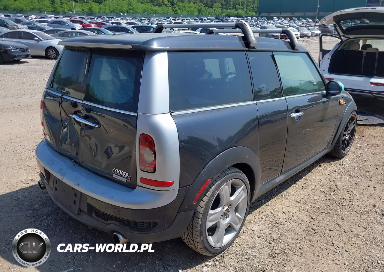 2009 Mini Cooper S Clubman VIN:WMWMM33559TP72517 - 4