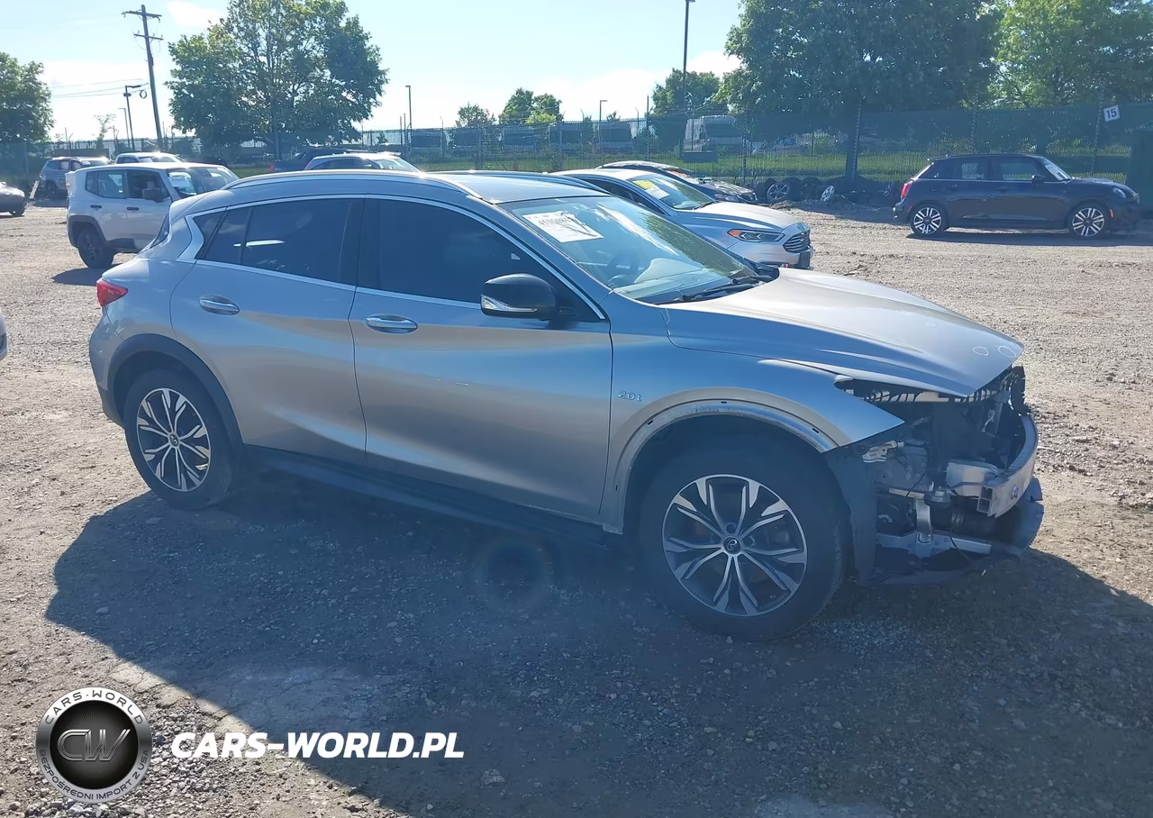 2017 Infiniti Qx30 Premium – zdjęcie 1 z 15