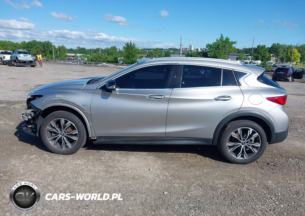2017 Infiniti Qx30 Premium VIN:SJKCH5CR4HA025743 - 13