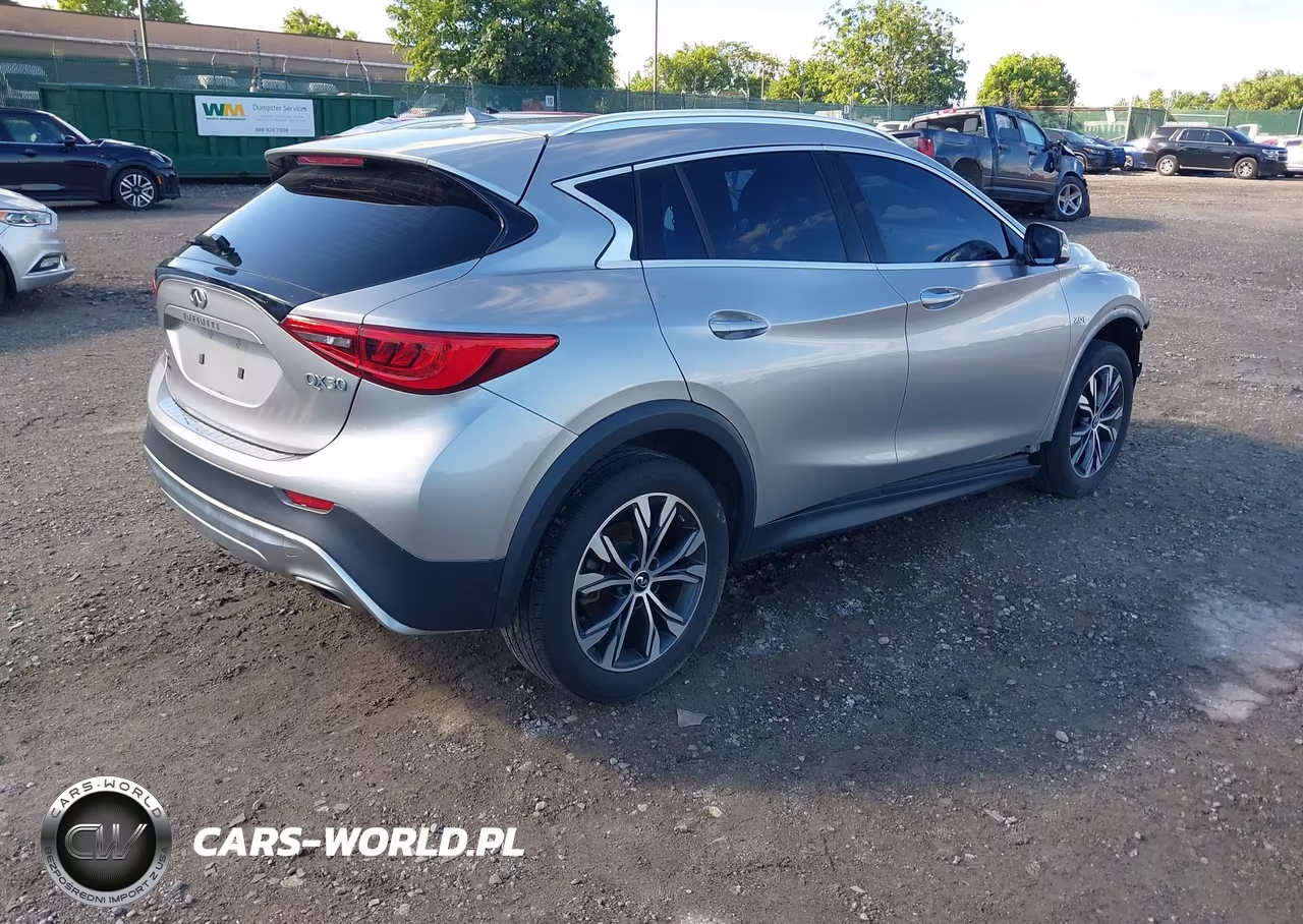 2017 Infiniti Qx30 Premium VIN:SJKCH5CR4HA025743 - 4