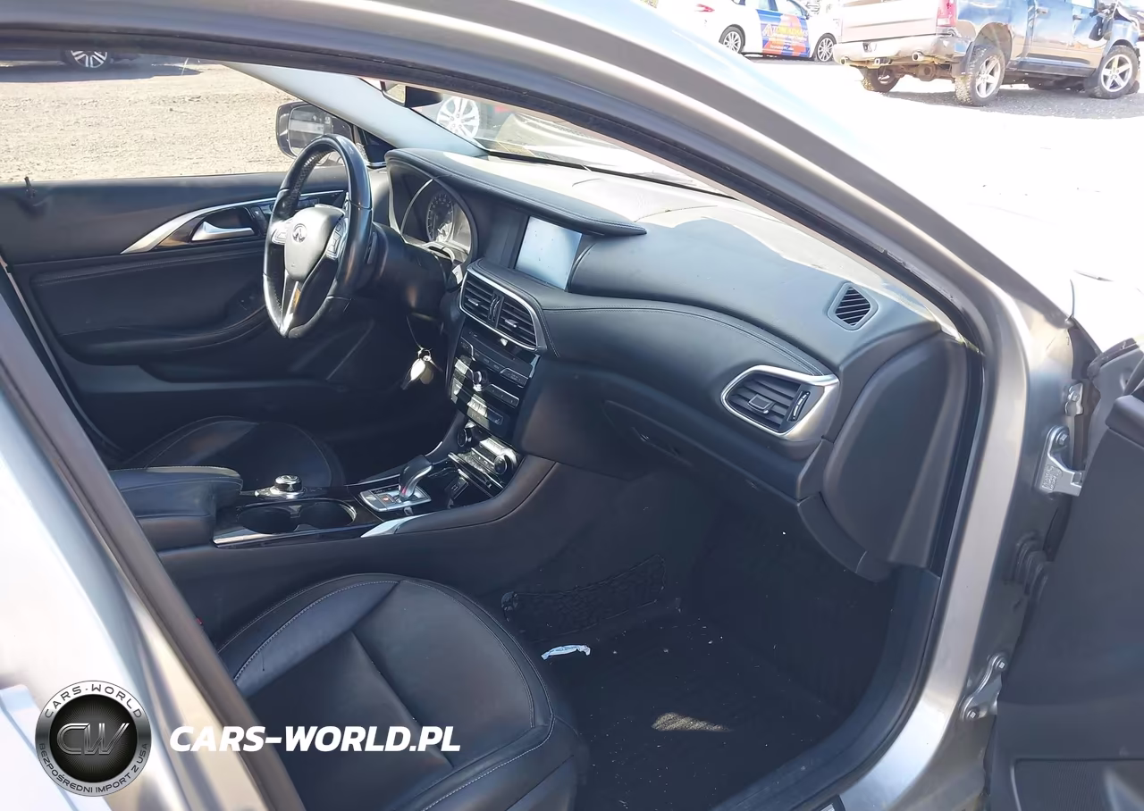 2017 Infiniti Qx30 Premium VIN:SJKCH5CR4HA025743 - 5