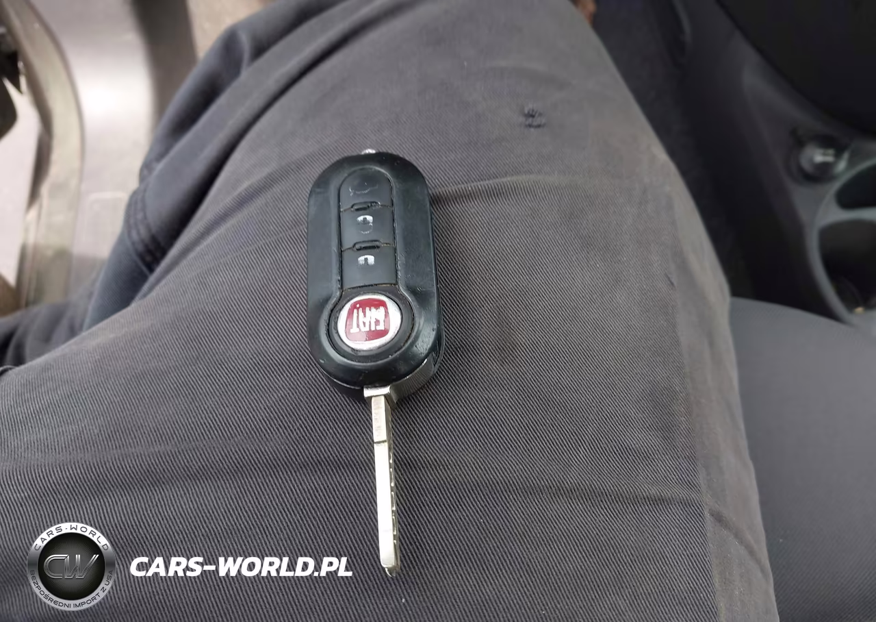 2013 Fiat 500 Pop VIN:3C3CFFARXDT570578 - 11