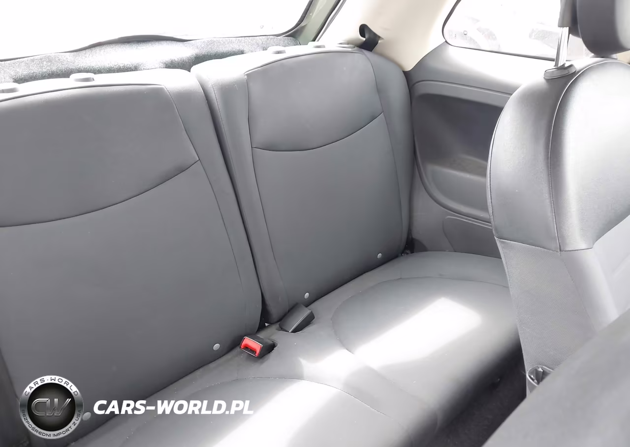 2013 Fiat 500 Pop VIN:3C3CFFARXDT570578 - 8