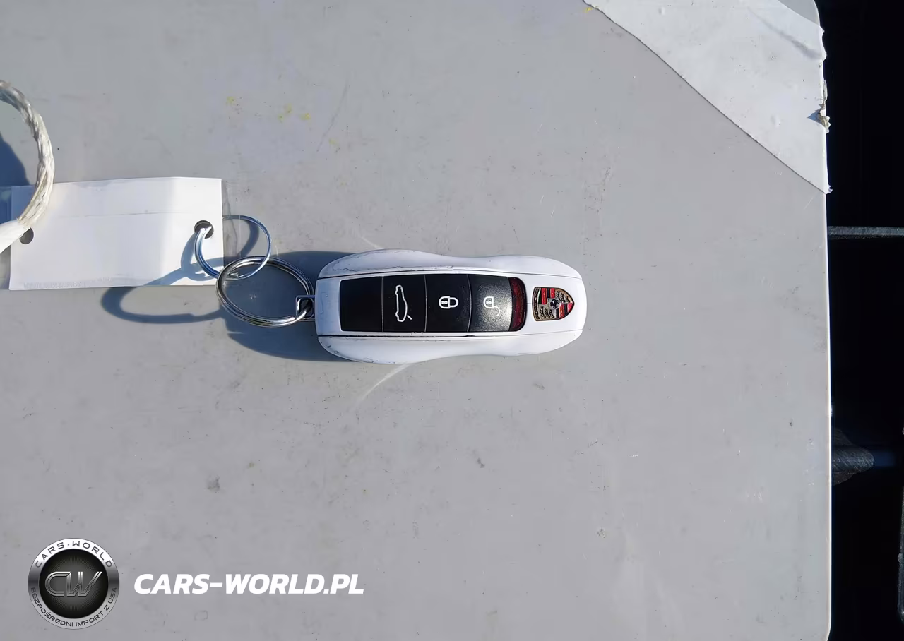 2015 Porsche Panamera S VIN:WP0AB2A7XFL050675 - 11