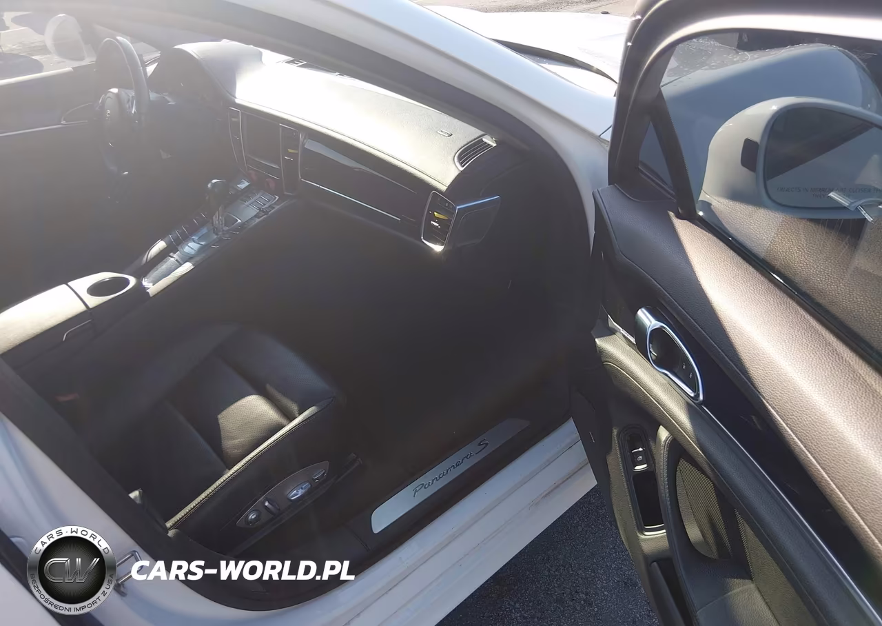2015 Porsche Panamera S VIN:WP0AB2A7XFL050675 - 5
