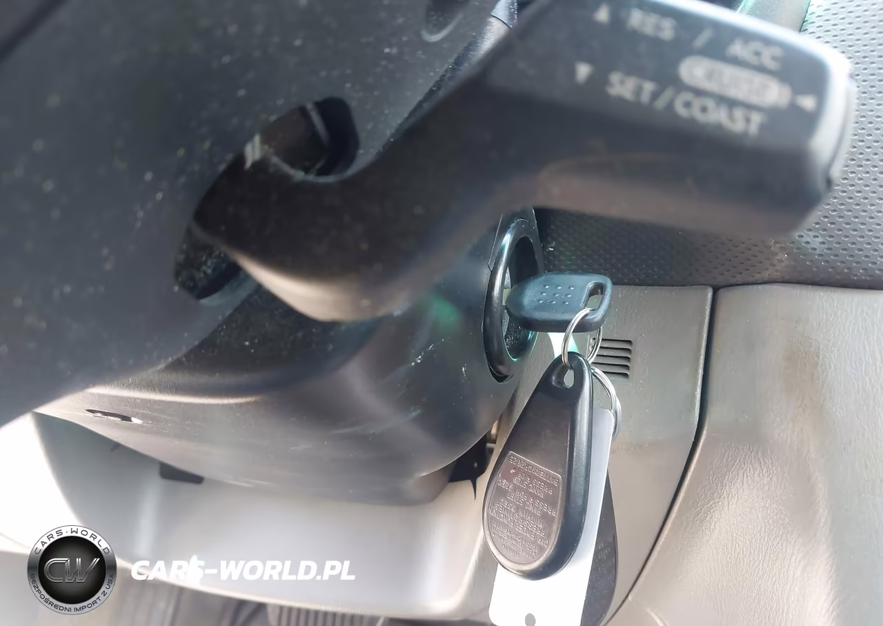 2005 Subaru Forester 2.5X VIN:JF1SG63655H728063 - 11