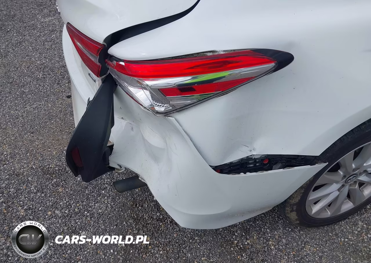 2018 Toyota Camry Le VIN:4T1B11HKXJU529916 - 6