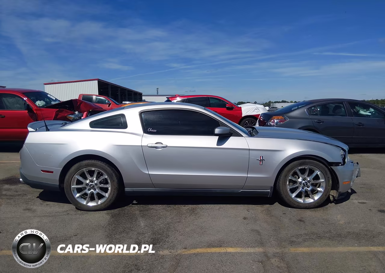 2011 Ford Mustang V6 Premium VIN:1ZVBP8AM1B5153140 - 13