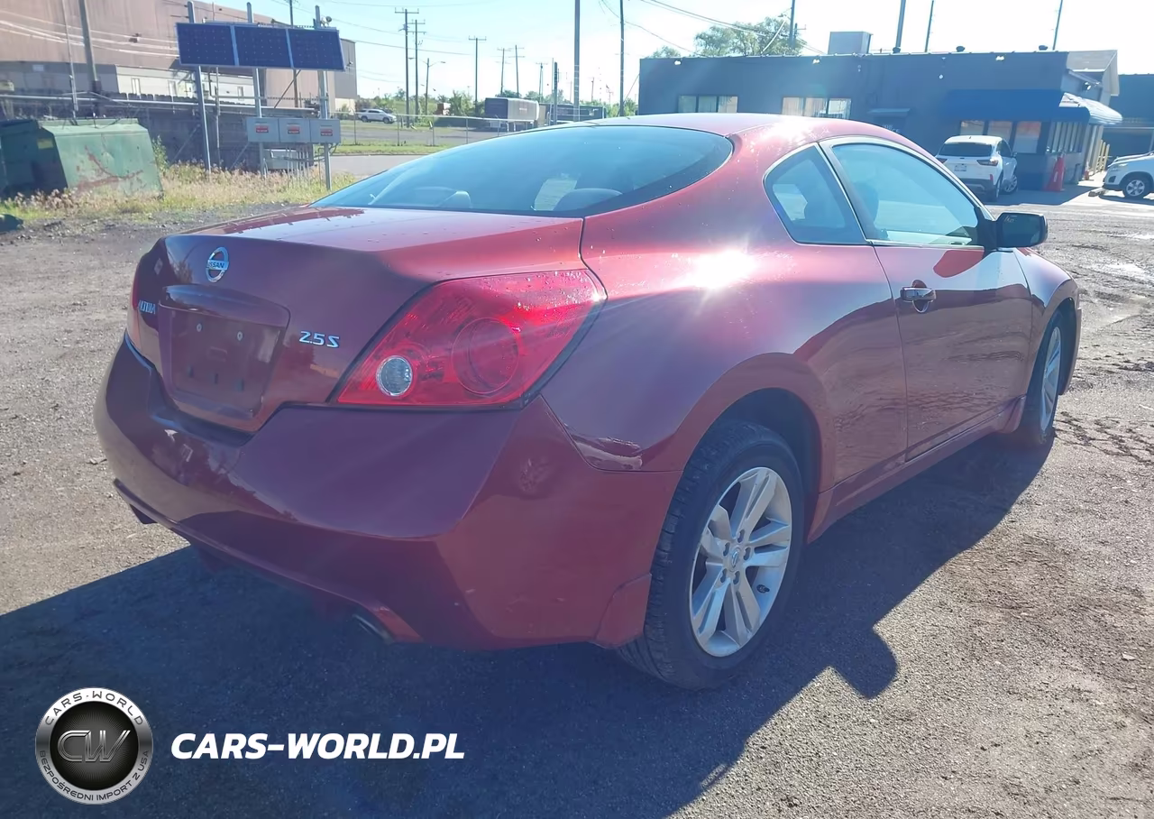 2013 Nissan Altima 2.5 S VIN:1N4AL2EP0DC241824 - 4