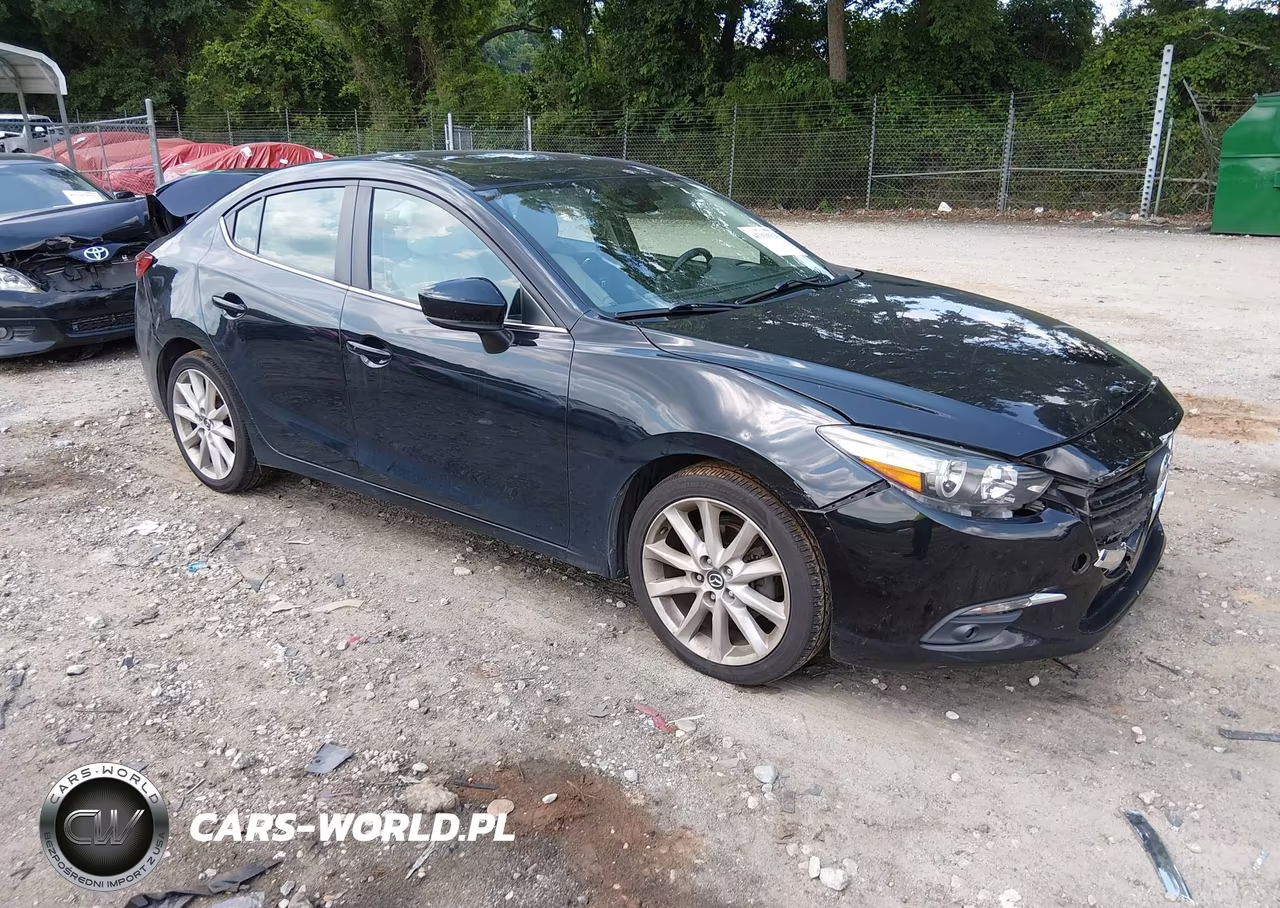 2017 Mazda Mazda3 Grand Touring – zdjęcie 1 z 17