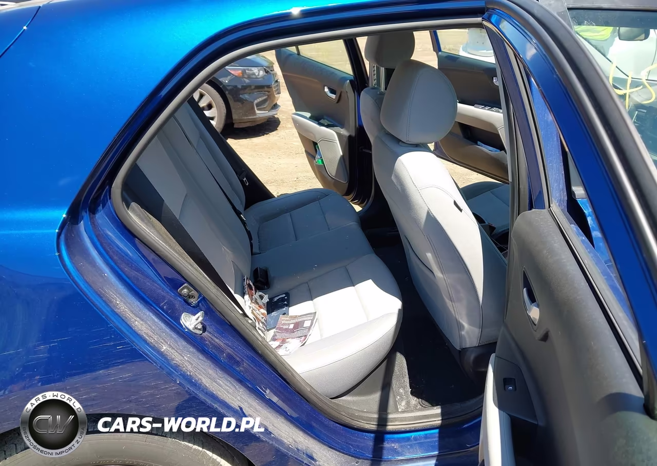 2018 Kia Rio S VIN:3KPA25ABXJE058217 - 8