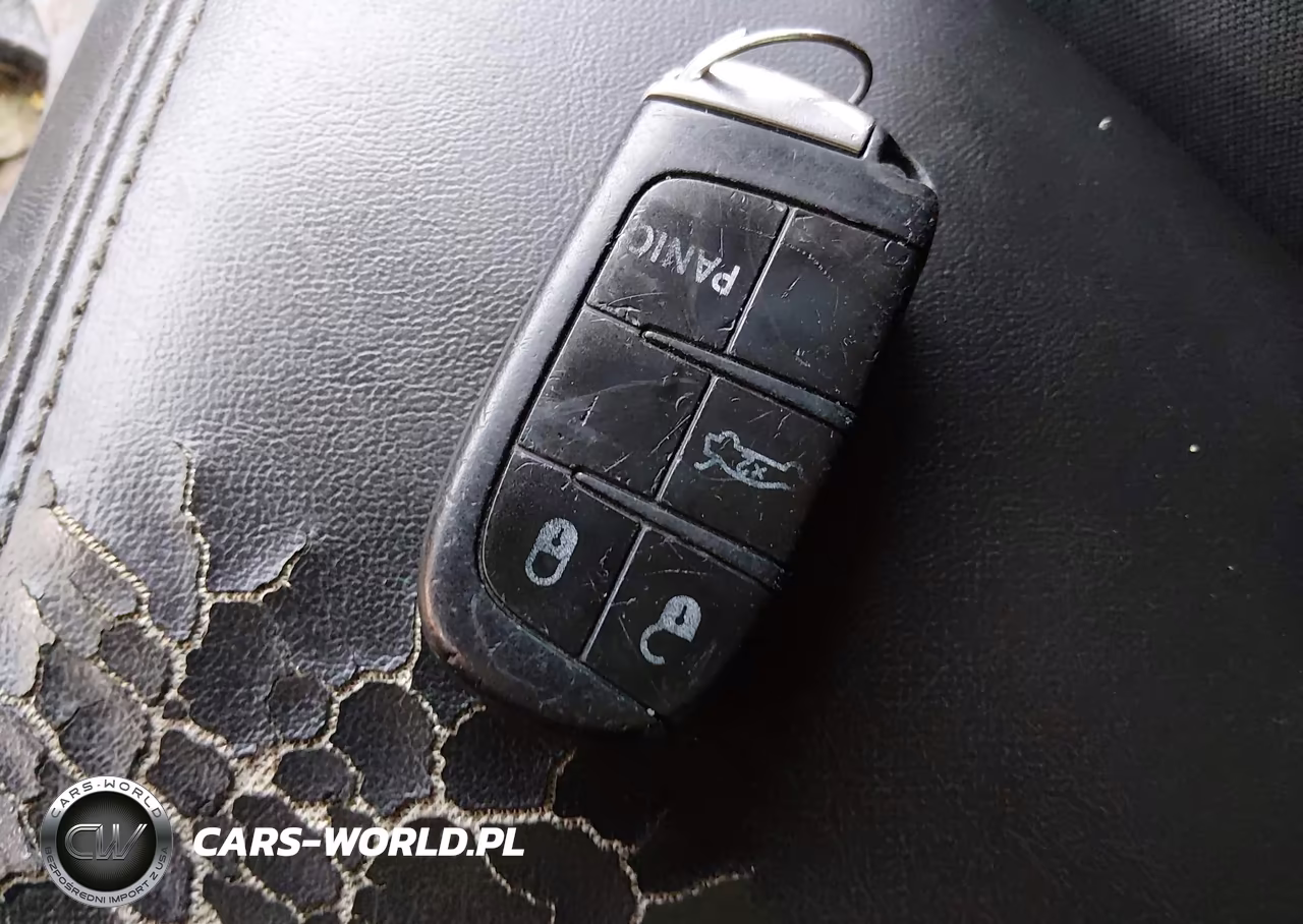 2019 Dodge Challenger Sxt VIN:2C3CDZAG0KH616396 - 11