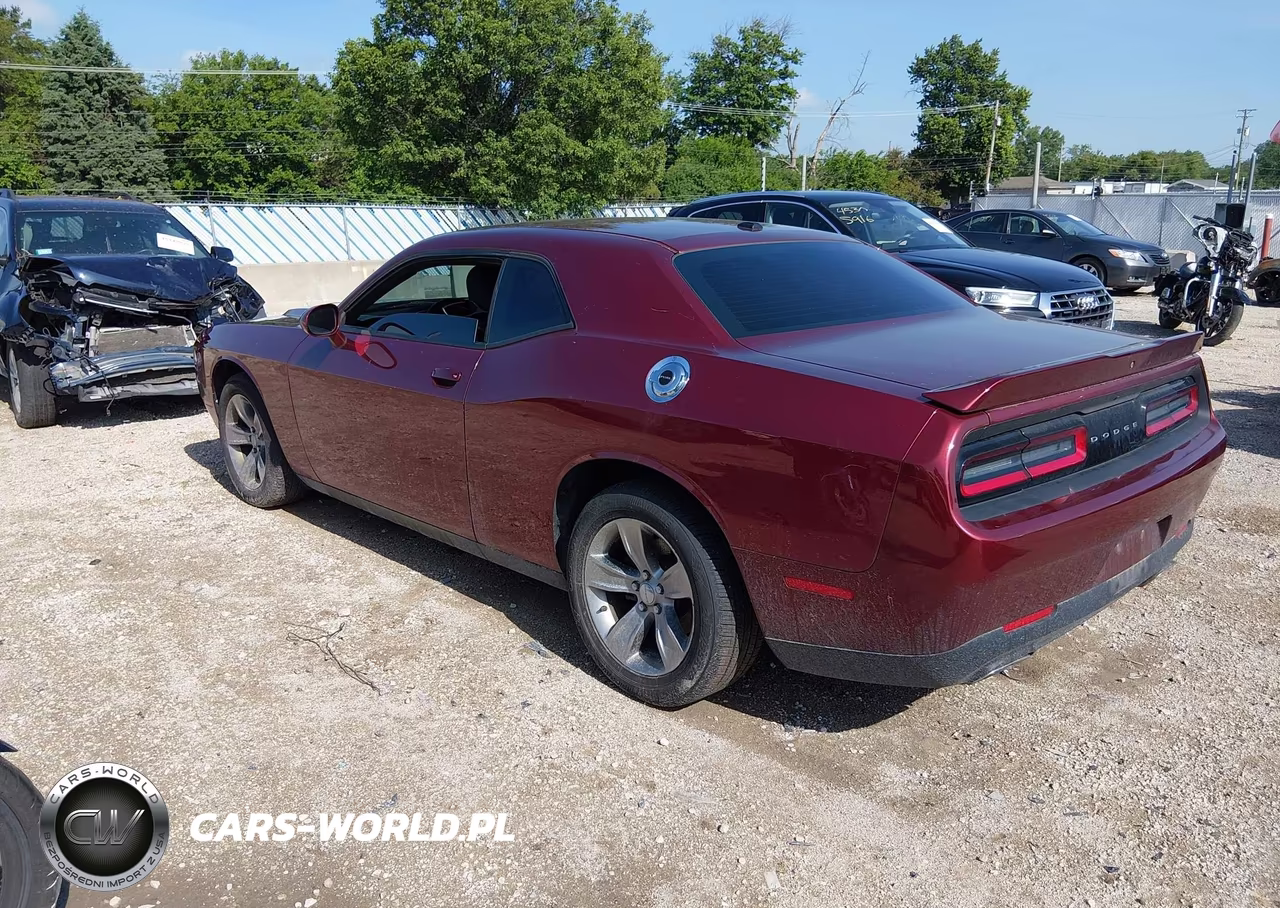 2019 Dodge Challenger Sxt VIN:2C3CDZAG0KH616396 - 3