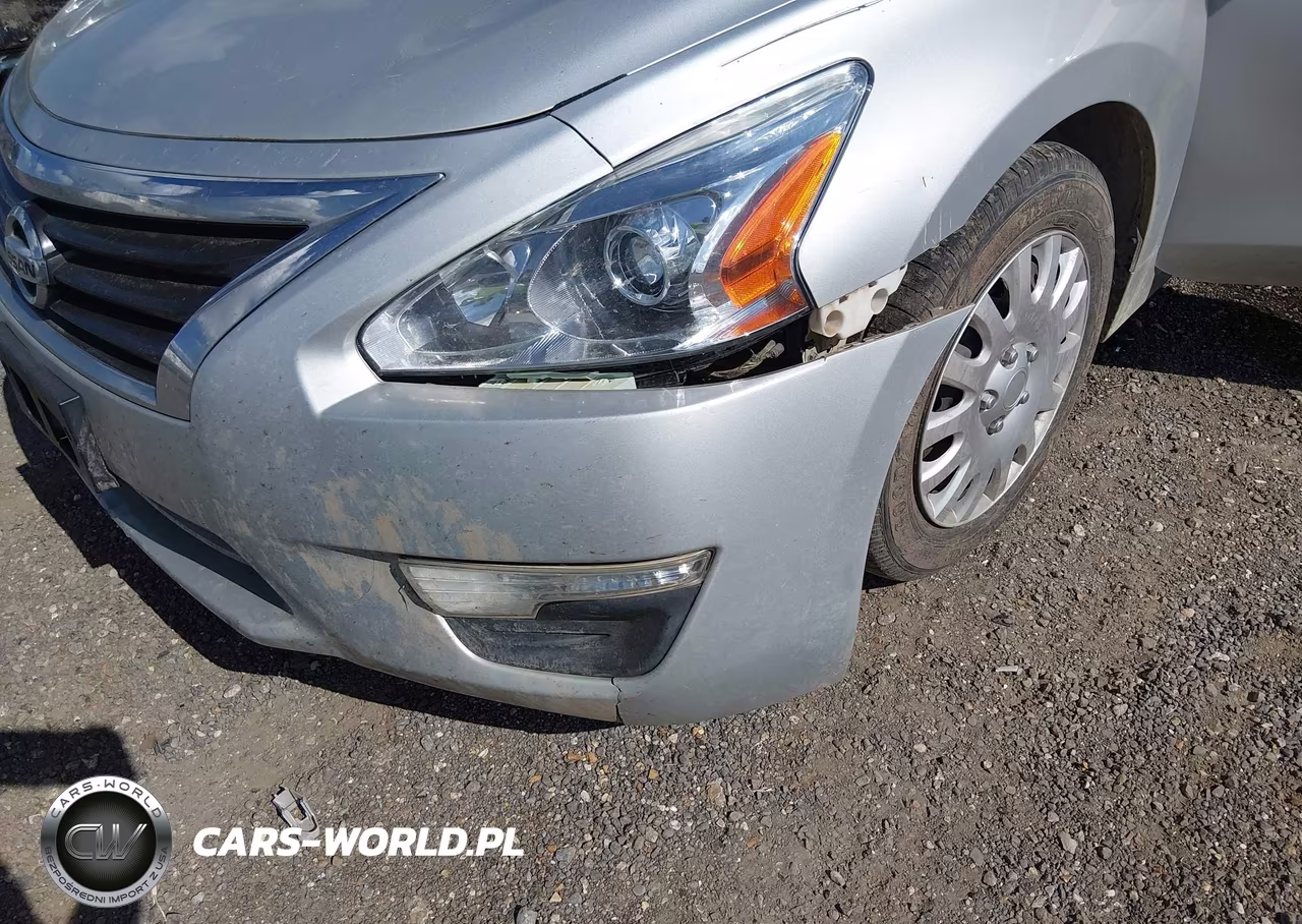 2015 Nissan Altima 2.5 S VIN:1N4AL3AP1FN305338 - 13