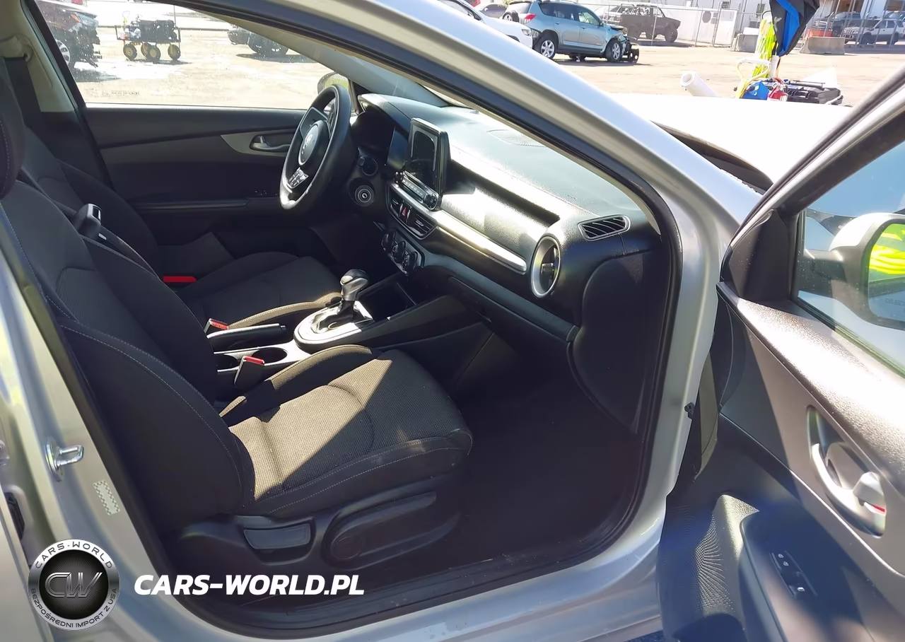 2020 Kia Forte Lxs VIN:3KPF24AD2LE213508 - 5