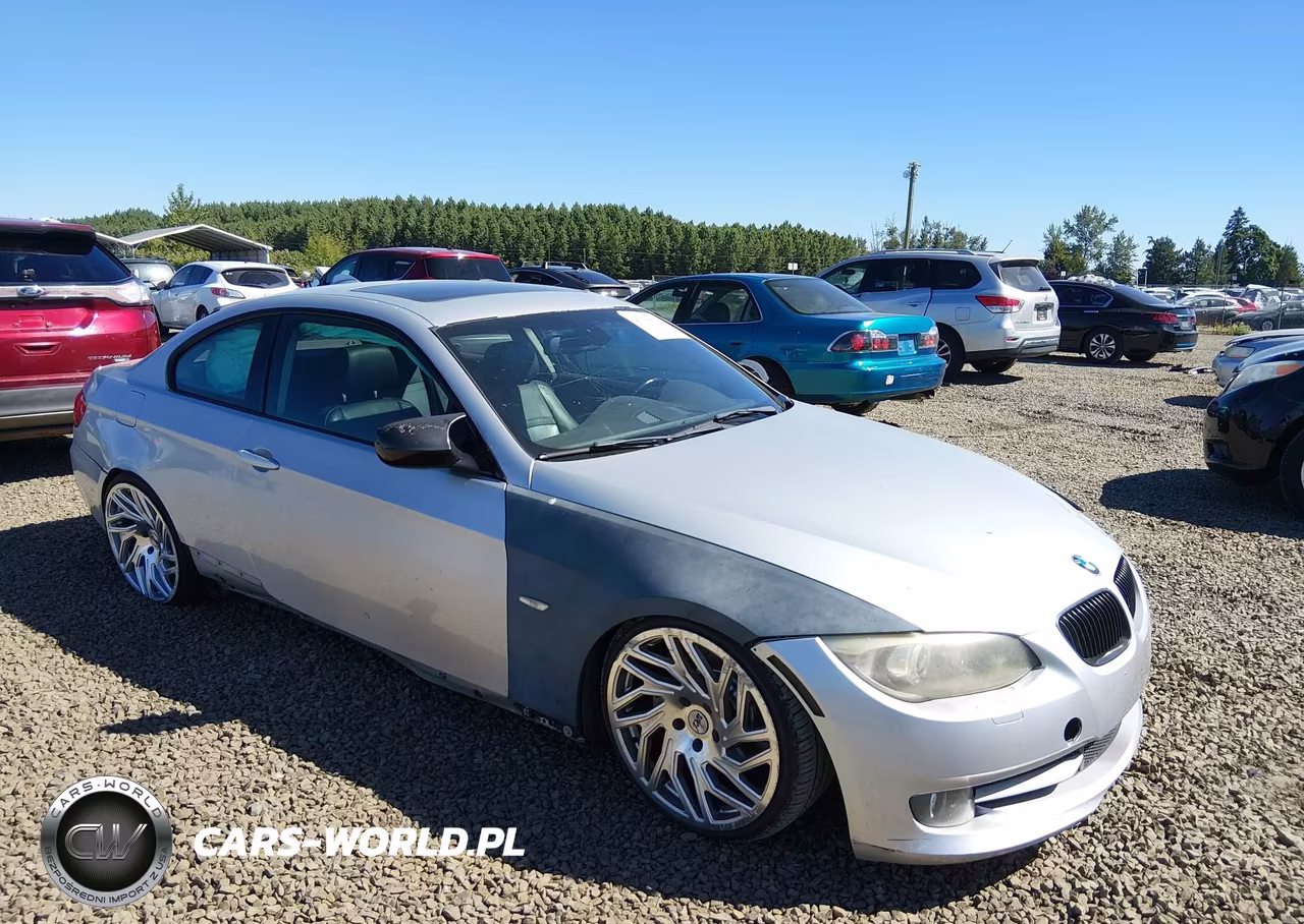 2011 BMW 335I – zdjęcie 1 z 12