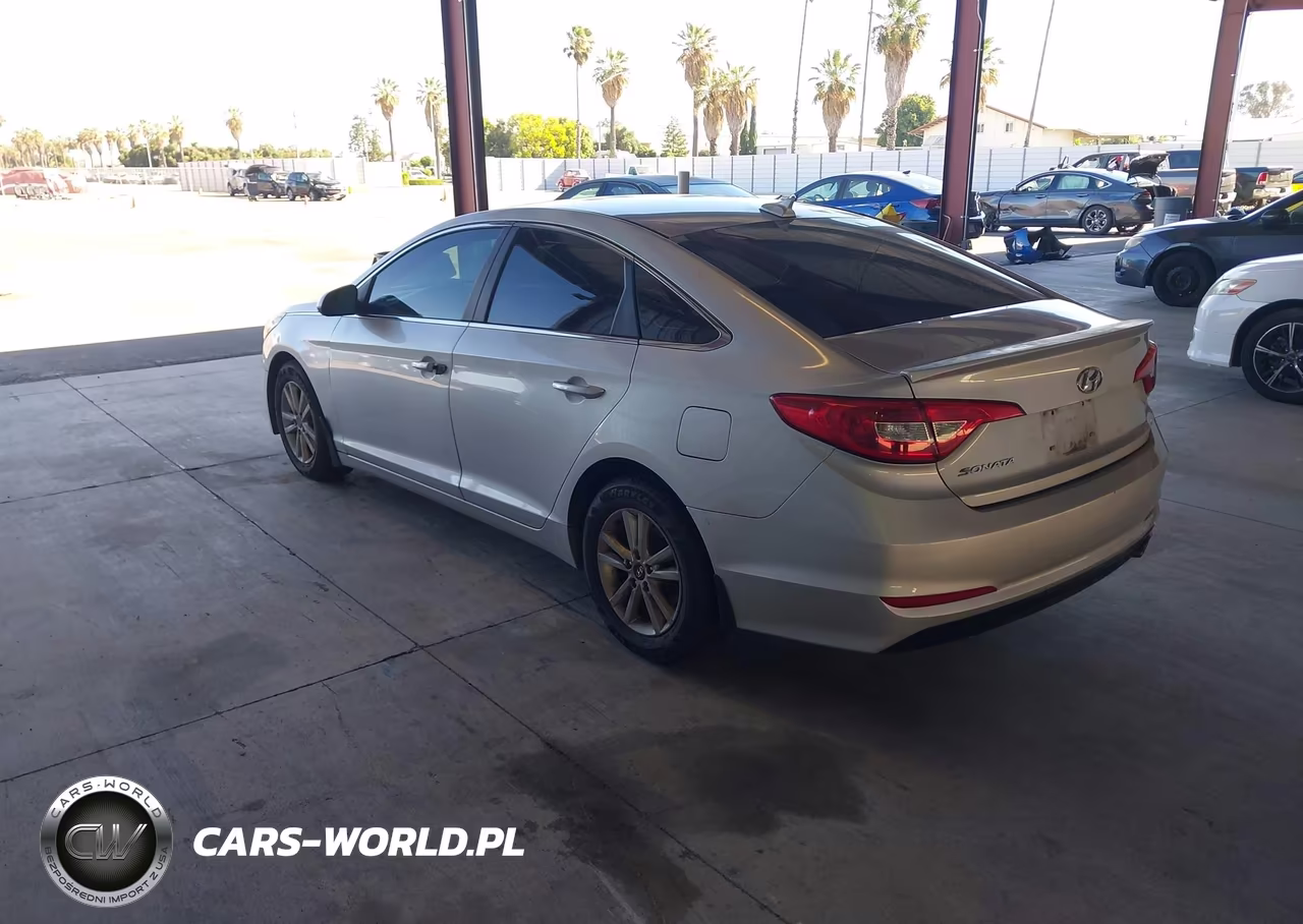 2015 Hyundai Sonata Se VIN:5NPE24AF2FH187926 - 3