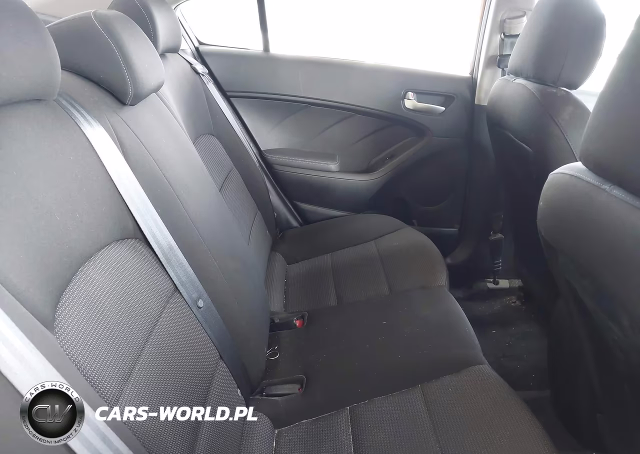 2017 Kia Forte Lx VIN:3KPFK4A75HE115493 - 8