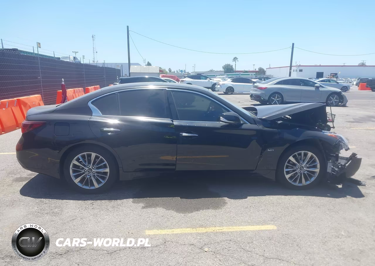 2018 Infiniti Q50 3.0T Luxe VIN:JN1EV7AP9JM592345 - 13