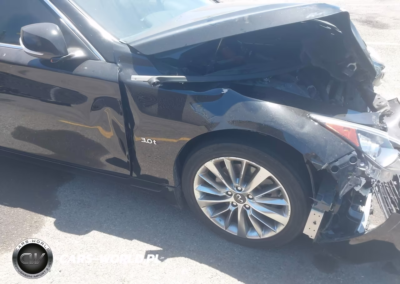 2018 Infiniti Q50 3.0T Luxe VIN:JN1EV7AP9JM592345 - 17