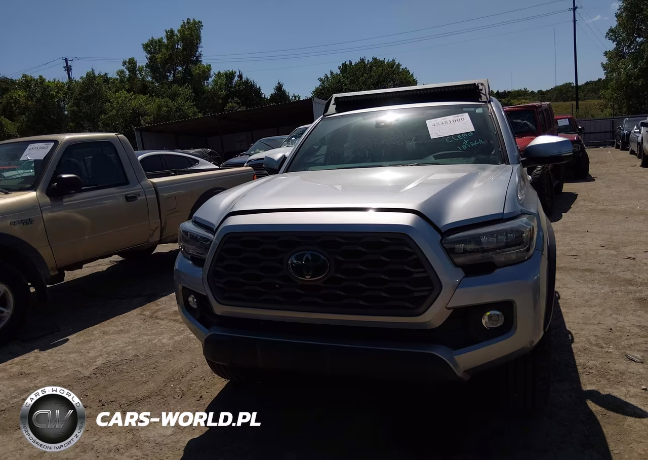 2022 Toyota Tacoma Trd Off Road VIN:3TMCZ5AN9NM500124 - 12