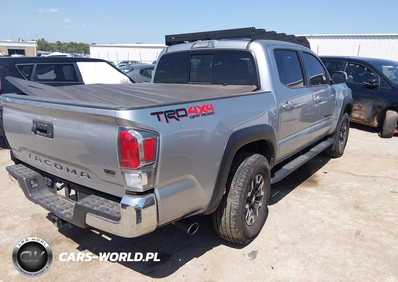 2022 Toyota Tacoma Trd Off Road VIN:3TMCZ5AN9NM500124 - 4