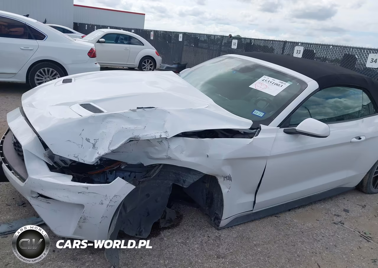 2022 Ford Mustang Ecoboost Premium VIN:1FATP8UH8N5103075 - 6