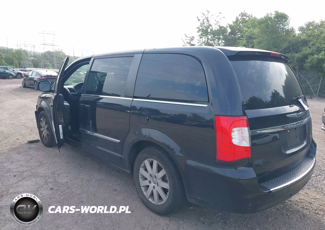 2014 Chrysler Town & Country S VIN:2C4RC1HG4ER199993 - 3