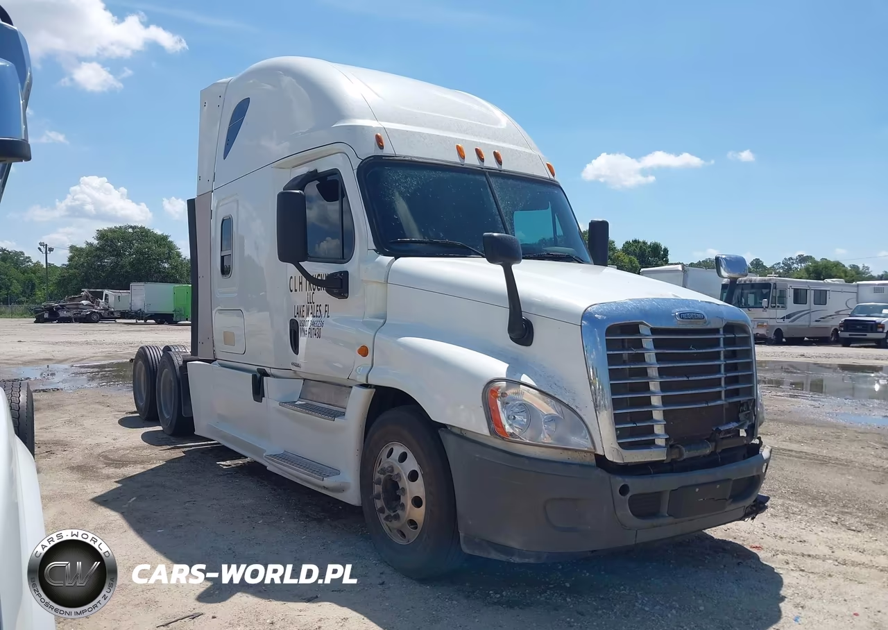 2014 Freightliner Cascadia 125