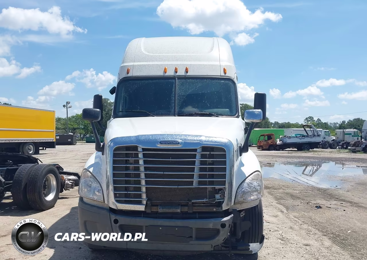 2014 Freightliner Cascadia 125 VIN:3AKJGLD50ESFU7430 - 16