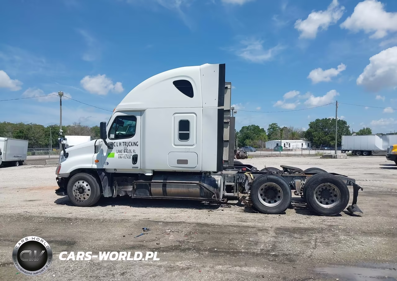 2014 Freightliner Cascadia 125 VIN:3AKJGLD50ESFU7430 - 18