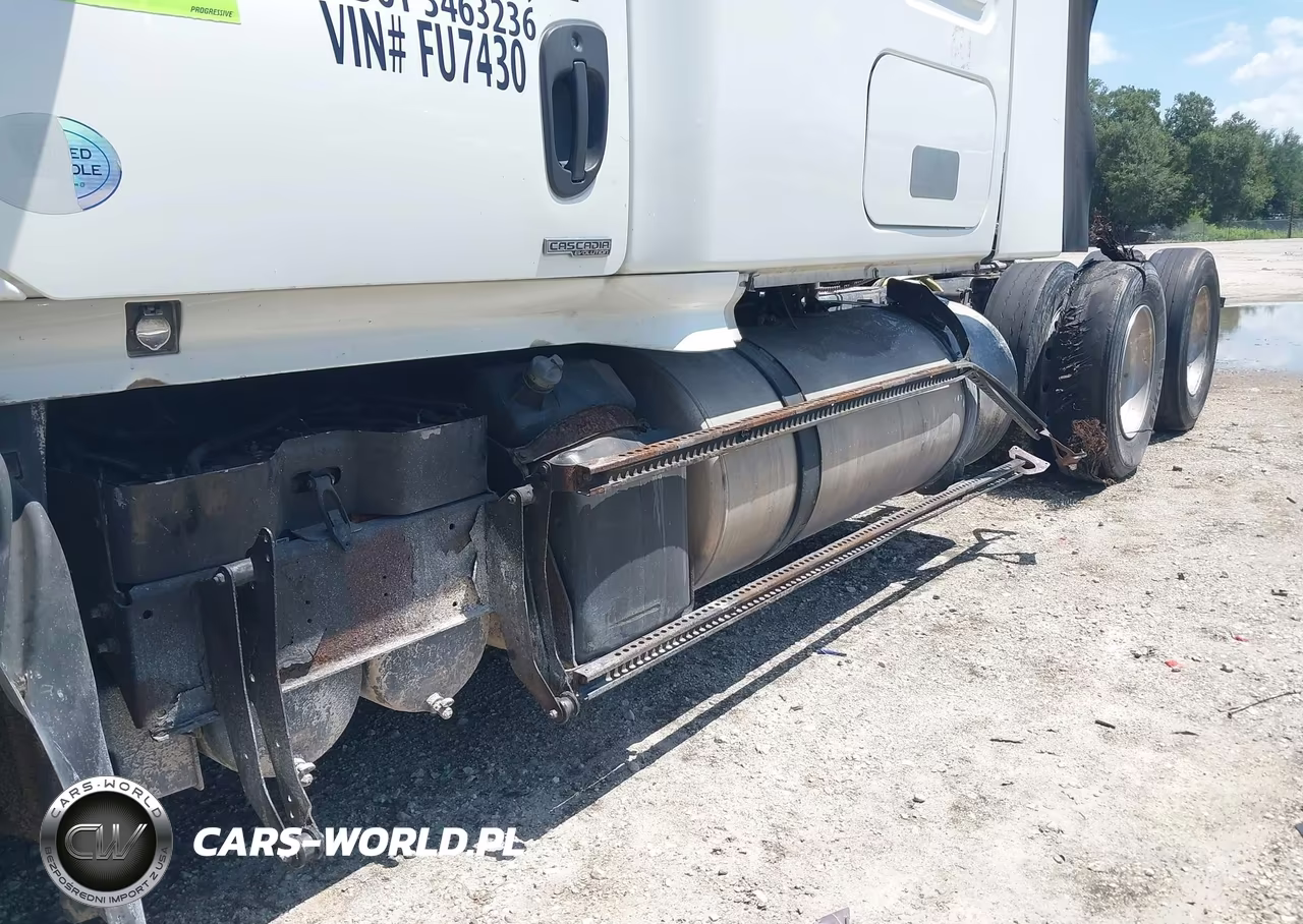 2014 Freightliner Cascadia 125 VIN:3AKJGLD50ESFU7430 - 21