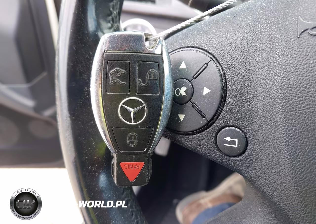 2010 Mercedes-Benz E 350 4Matic VIN:WDDHF8HB2AA254493 - 11